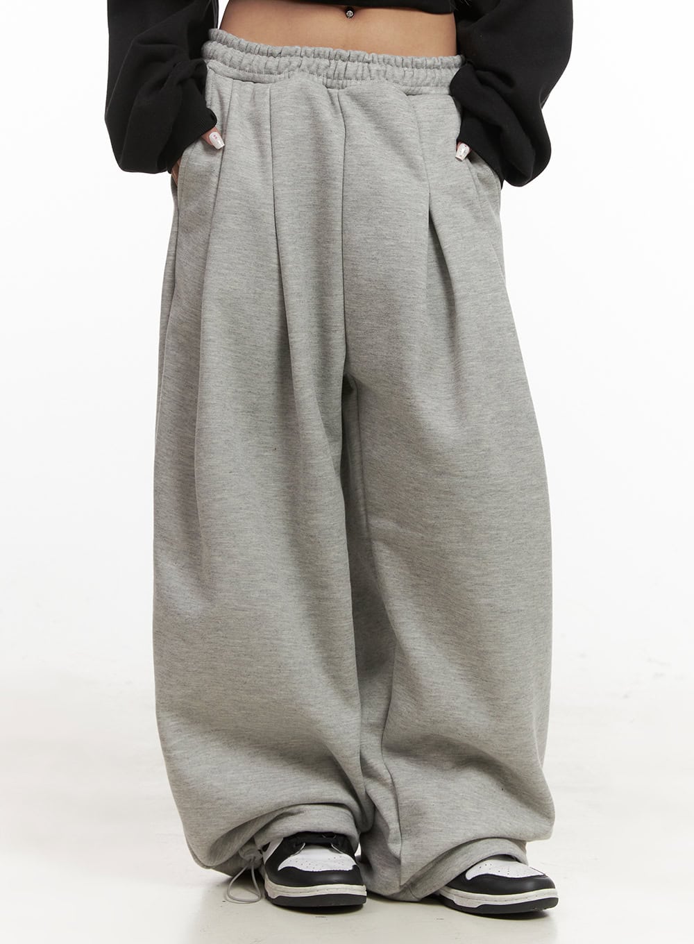 pintuck-oversized-wide-fit-sweatpants-cj507