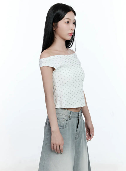 Polka-Dot Off-Shoulder Tee CG511