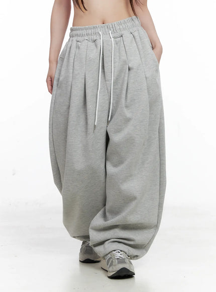 relaxed-fit-pintuck-sweatpants-co521