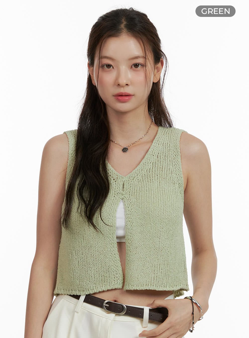 v-neck-knit-vest-ou411