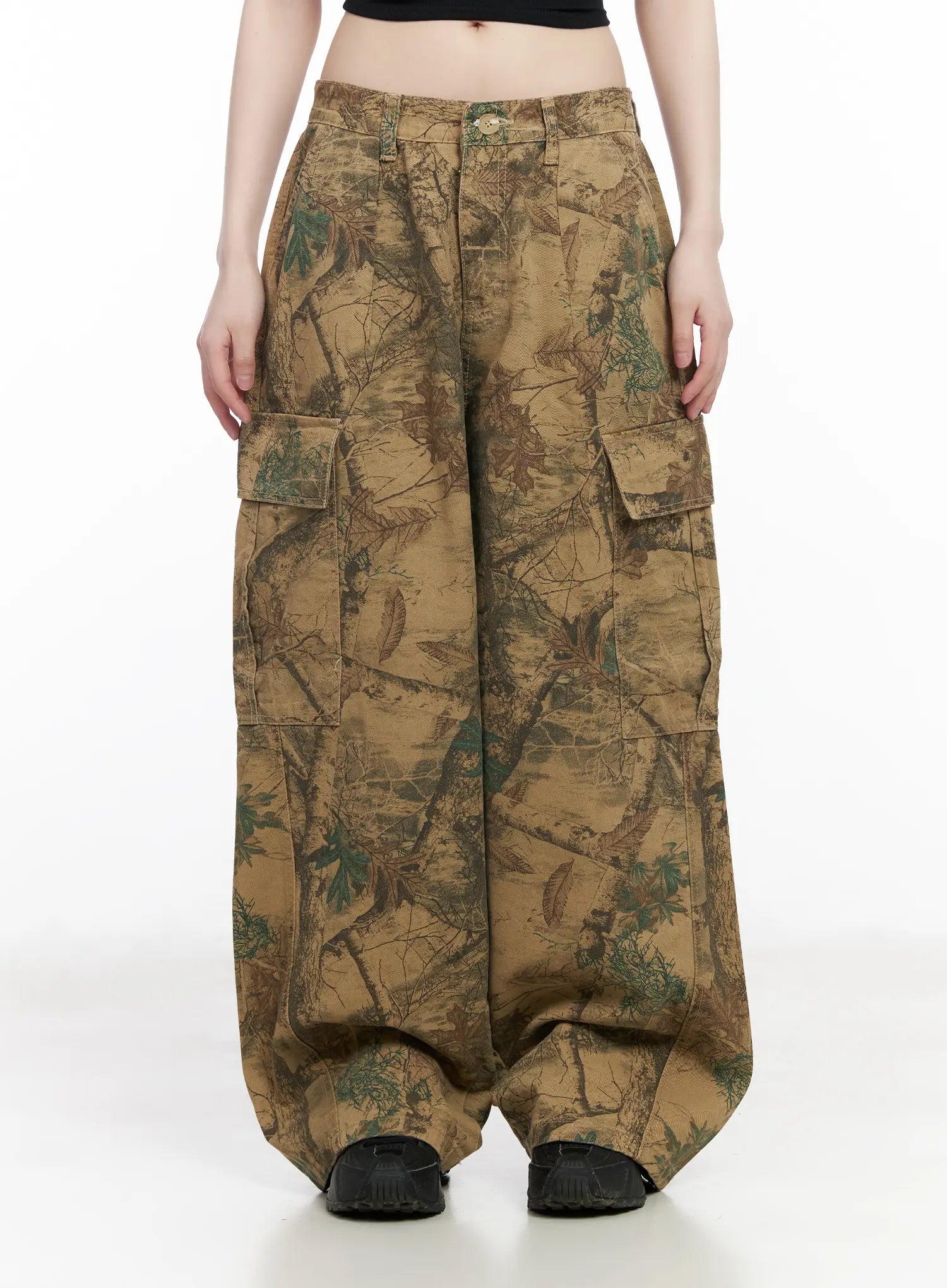 tree-printed-wide-leg-pants-cm526