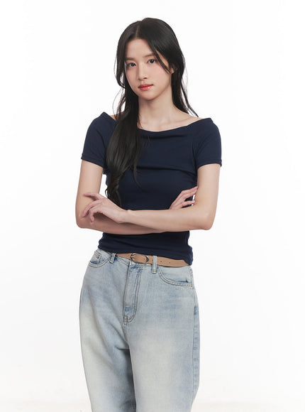 off-shoulder-cropped-t-shirt-ca510