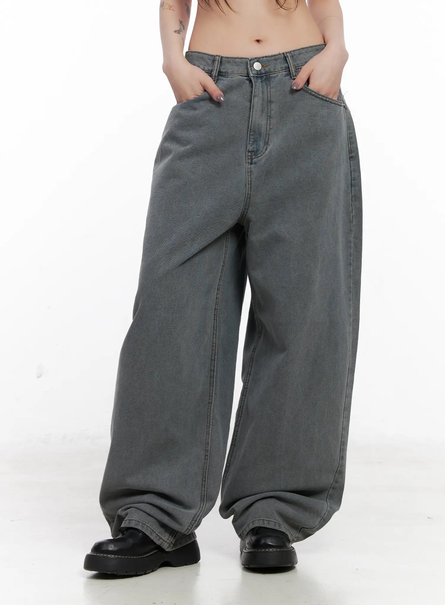 odet-wide-leg-balloon-jeans-cn512