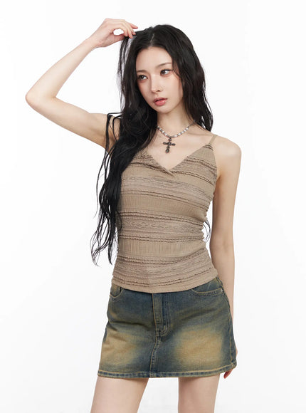 Lace V-Neck Crop Tank CM518