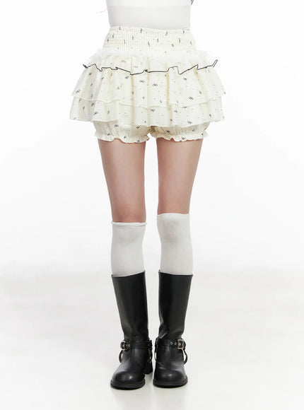 layered-ribbon-lace-shorts-cm531
