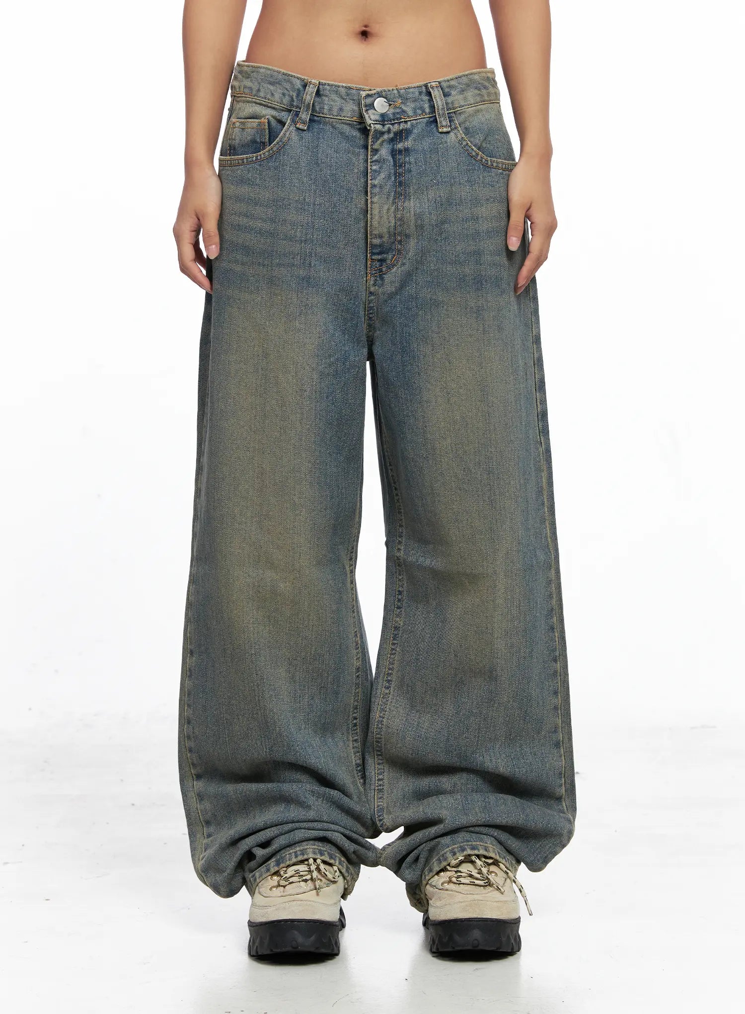 denver-vintage-washed-semi-wide-jeans-co513