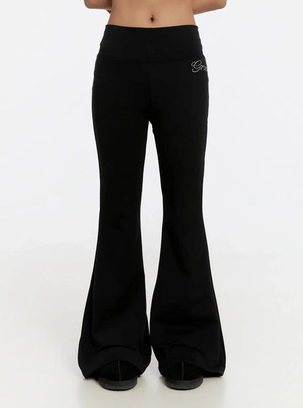 embroidered-lettering-flare-sweatpants-cn527