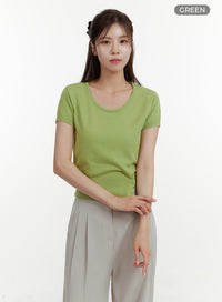 unbalanced-buttoned-crop-knit-tee-oy409