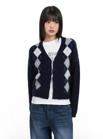 argyle-brush-cardigan-cn521