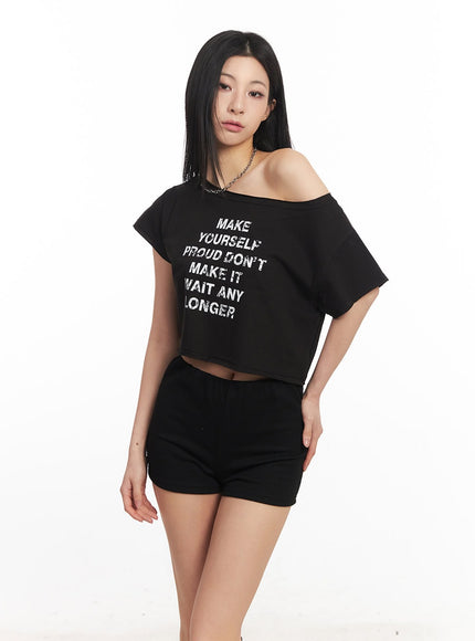 Off-Shoulder Graphic Crop Top CA514