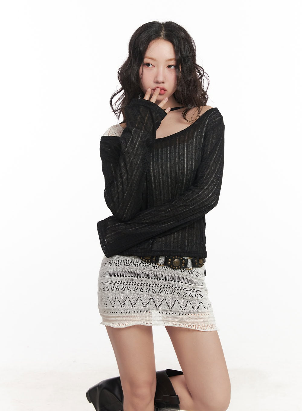string-mesh-off-shoulder-sweater-ca521
