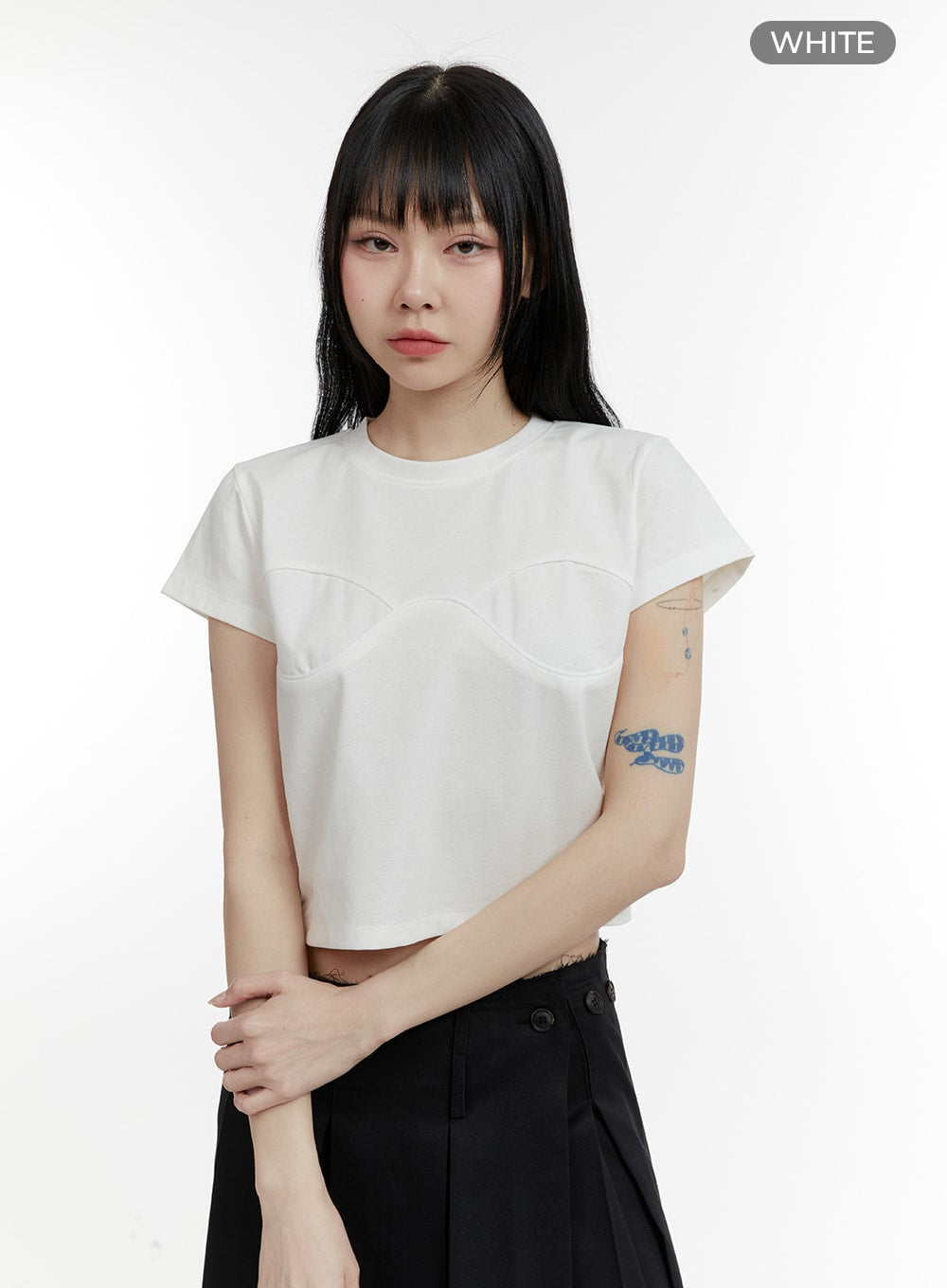 shaped-detail-crop-top-cm429