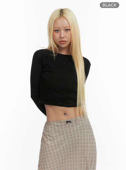 cut-out-slim-fit-crop-top-co414