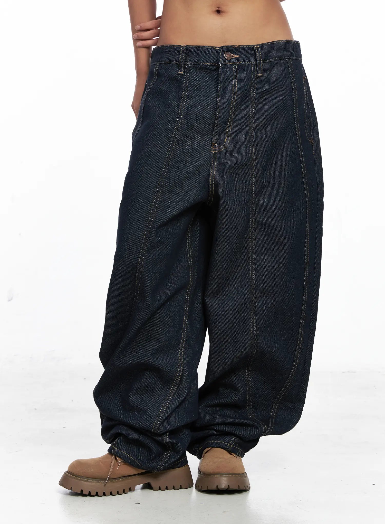 tyler-no-fade-wide-leg-jeans-co510