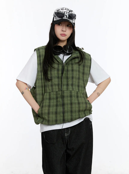 checkered-hooded-vest-ca506