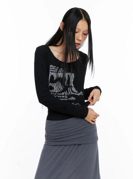 graphic-lettering-u-neck-long-sleeve-cs509