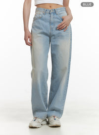 light-washed-loose-fit-straight-jeans-cy417