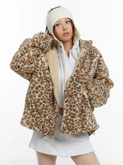 oversized-leopard-print-sherpa-jacket-cd515 / Beige