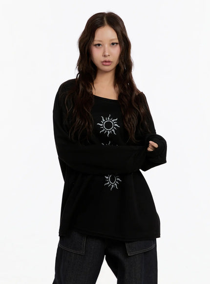 oversized-graphic-off-shoulder-sweatshirt-cn527 / Black