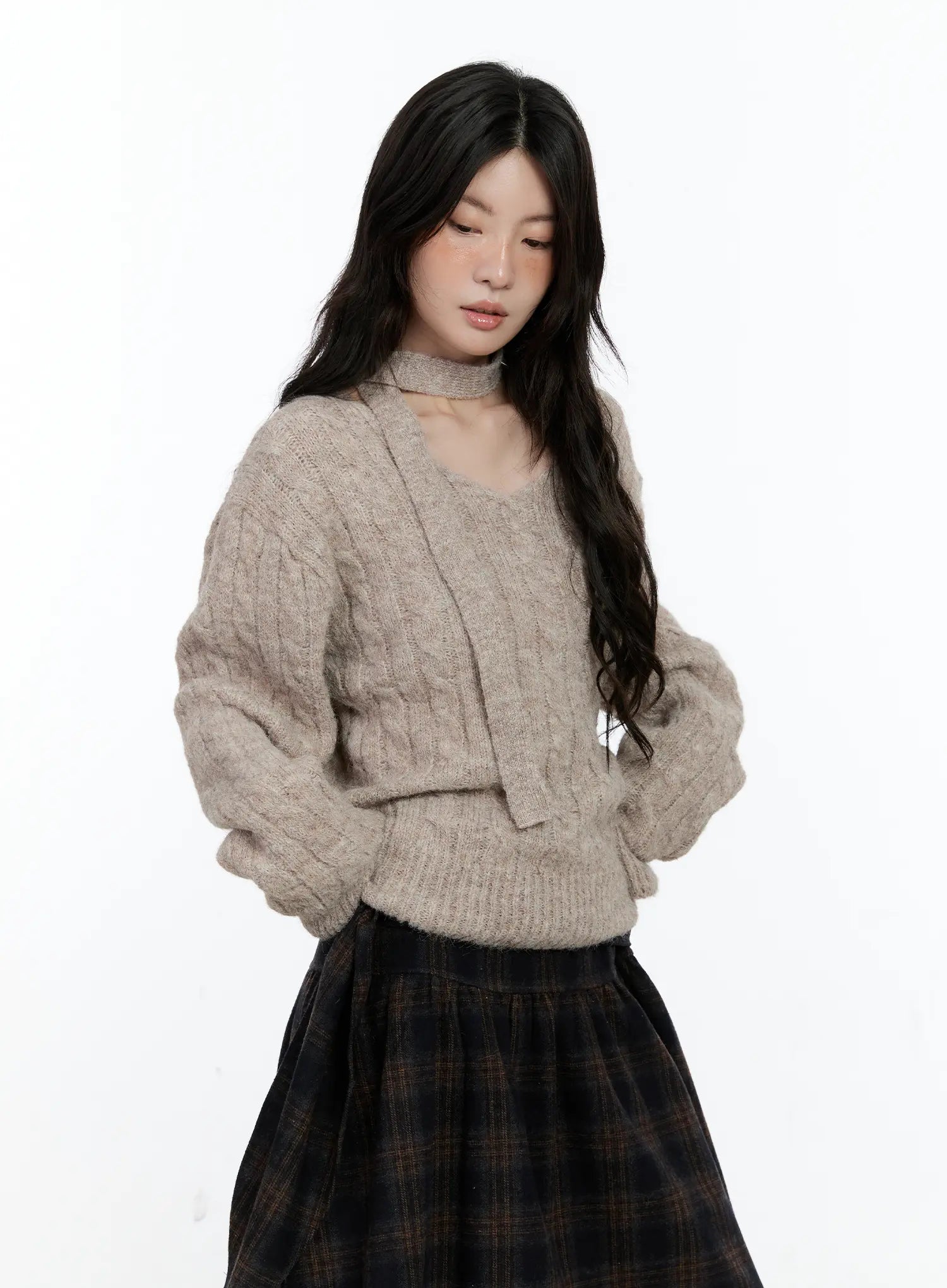 v-neck-knit-sweater-and-tie-set-cn517
