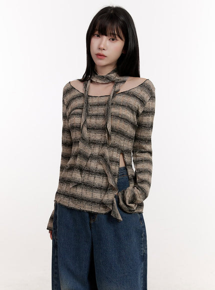 distressed-striped-sweater-with-scarf-cj531