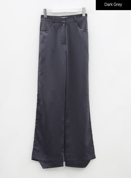 Pantalon de costume coupe droite fendu en satin OG10