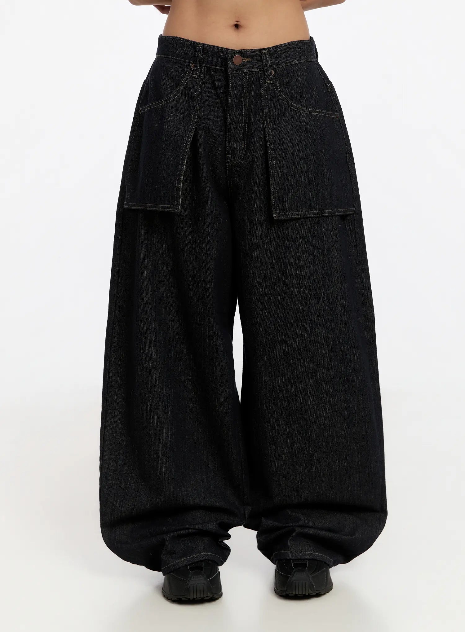 momo-non-fade-pocket-wide-jeans-cn527