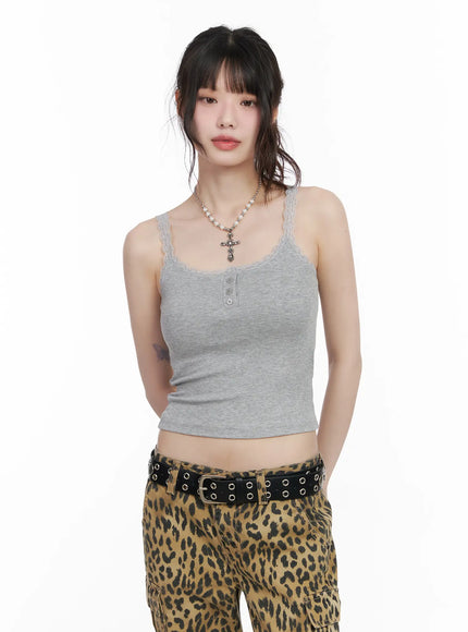 lace-trim-ribbed-sleeveless-top-cm526 / Gray