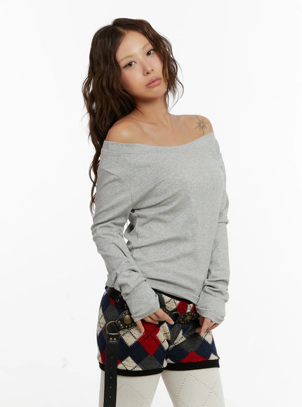 Basic Off-Shoulder Long Sleeve Top CD512