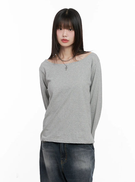 off-shoulder-long-sleeve-top-cg515 / Gray