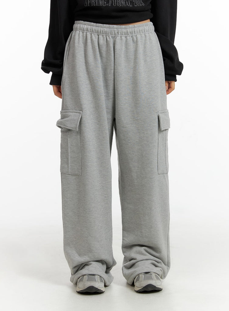 Cozy Fleece Wide Leg Cargo Sweatpant