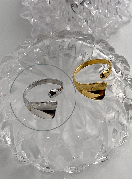 frida-crossline-open-ring-ia524 / Silver