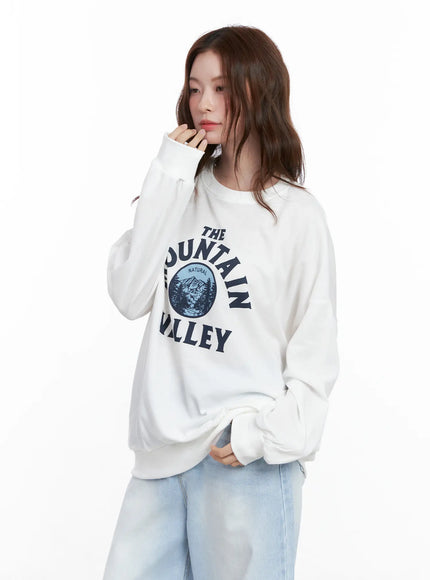Mountain Valley Graphic Crewneck CG521