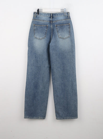 straight-fit-jeans-cn324