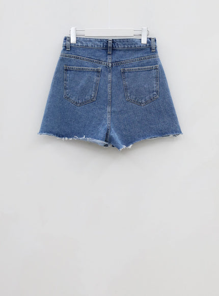 Raw Hem Denim Shorts CU5