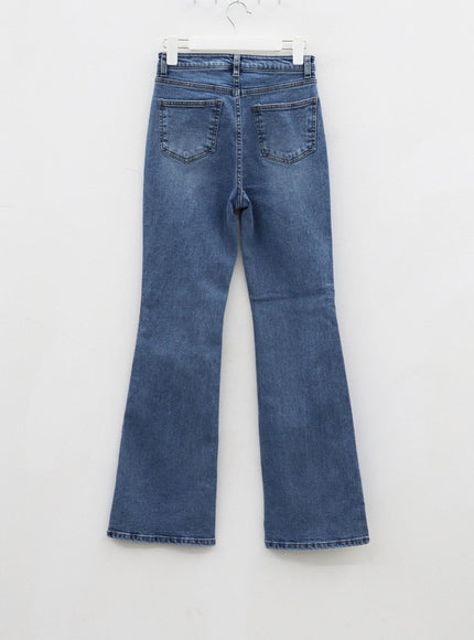 Slim Fit Bootcut Jeans CJ311