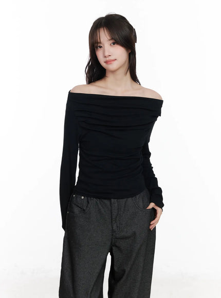 off-shoulder-long-sleeve-top-cm531 / Black