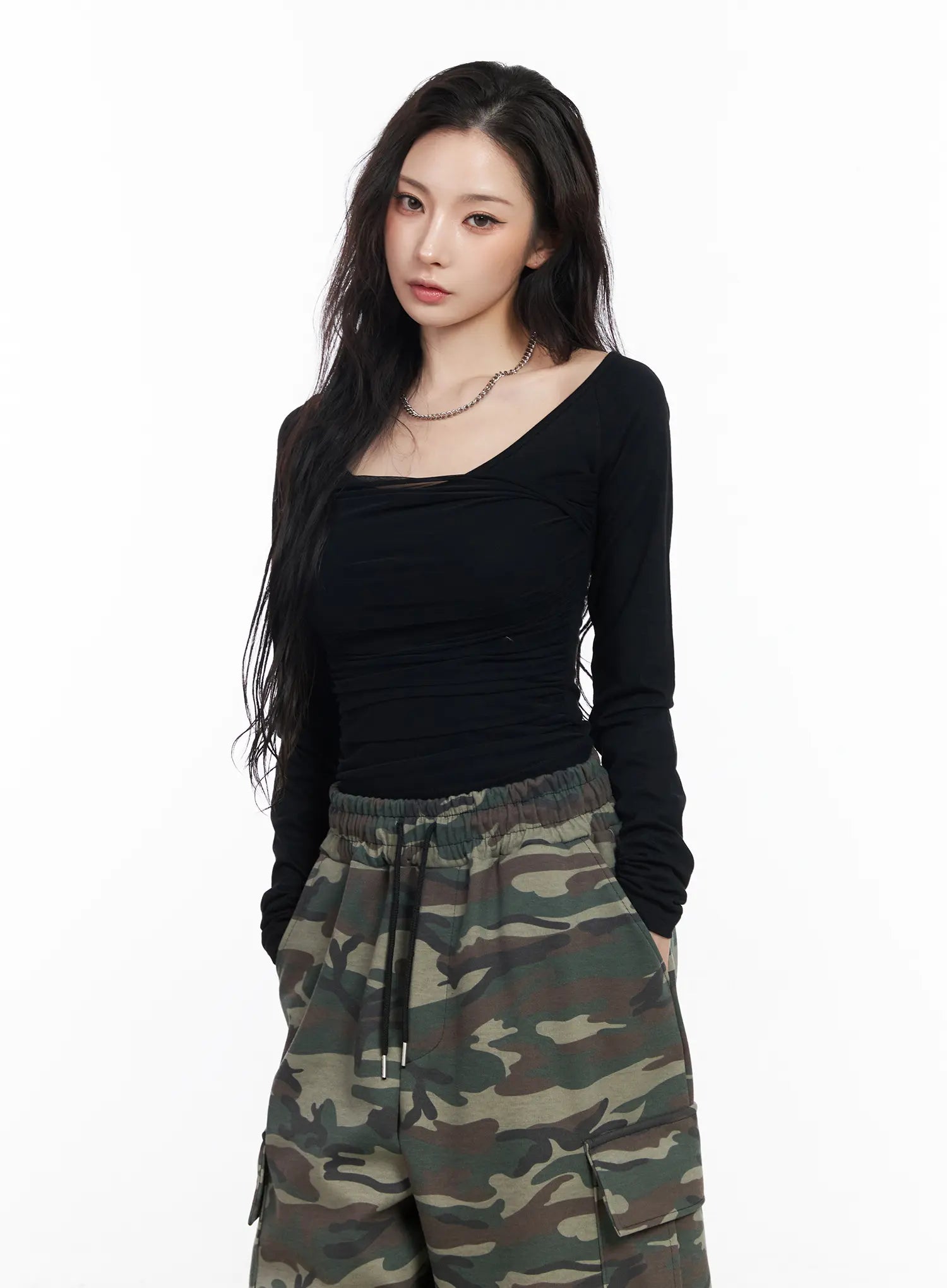 ruched-chiffon-crop-long-sleeve-top-cm518 / Black