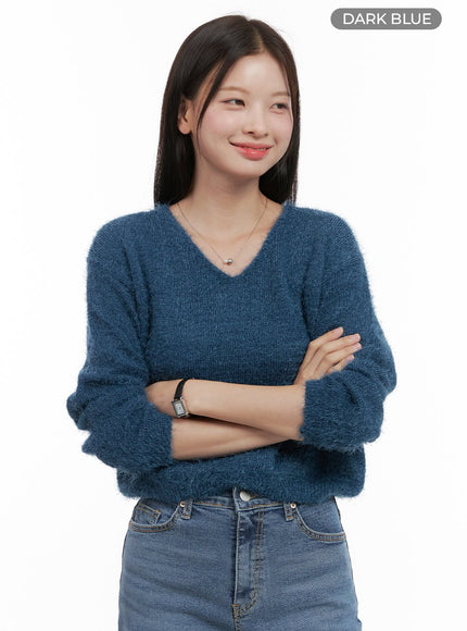 fuzzy-v-neck-knit-sweater-og419 / Dark blue