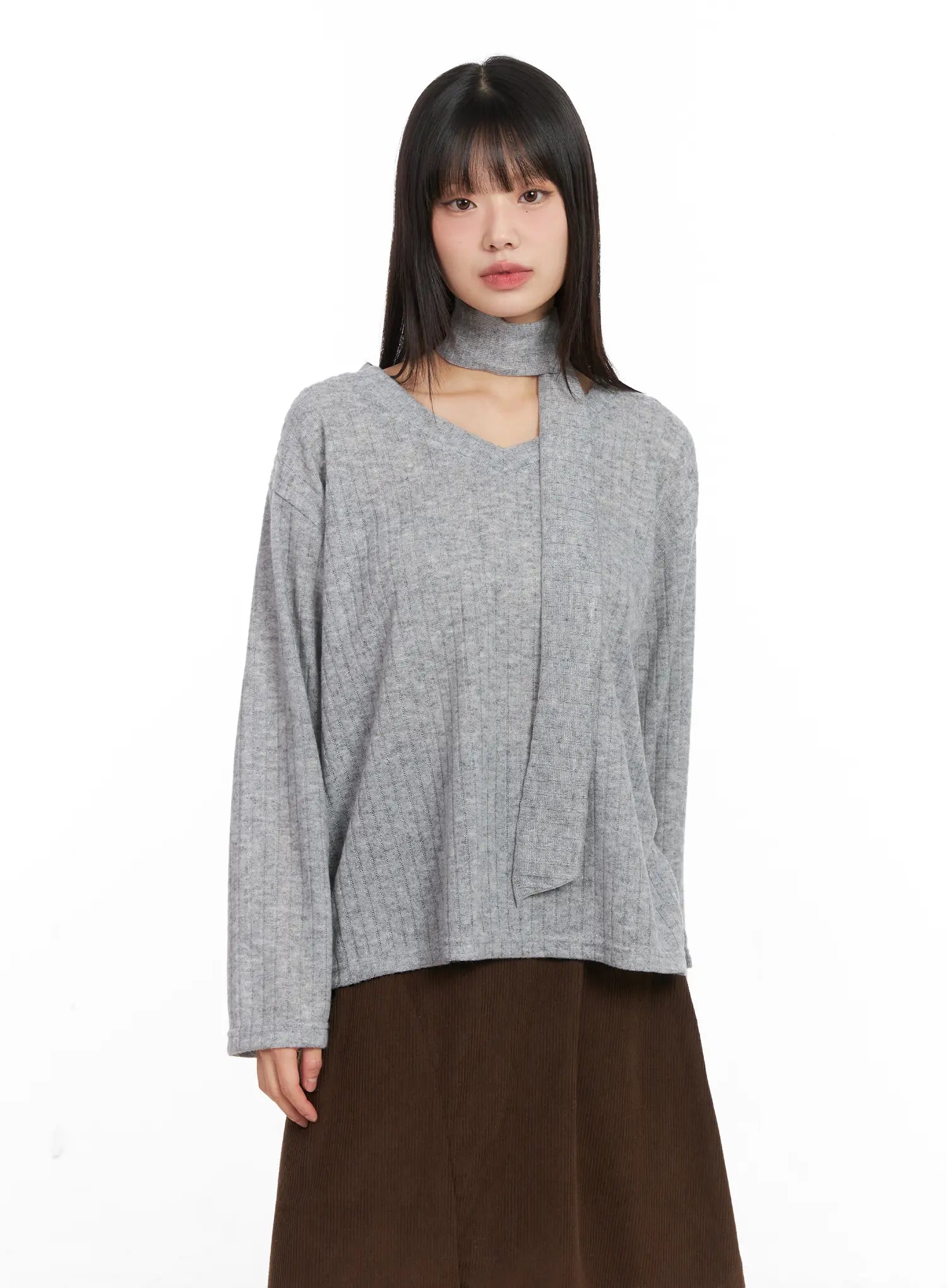 cozy-v-neck-sweater-set-cn521 / Gray