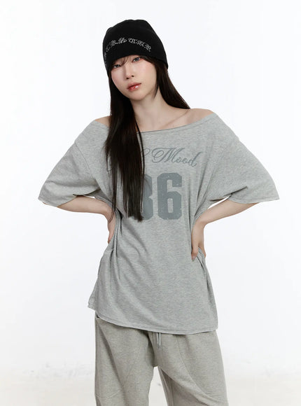 oversized-graphic-one-shoulder-t-shirt-ca502 / Gray
