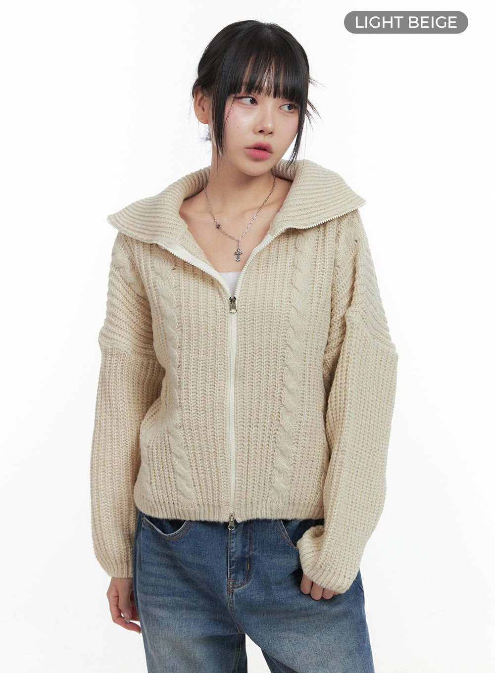 oversized-cable-knit-zip-up-sweater-os410 / Light beige