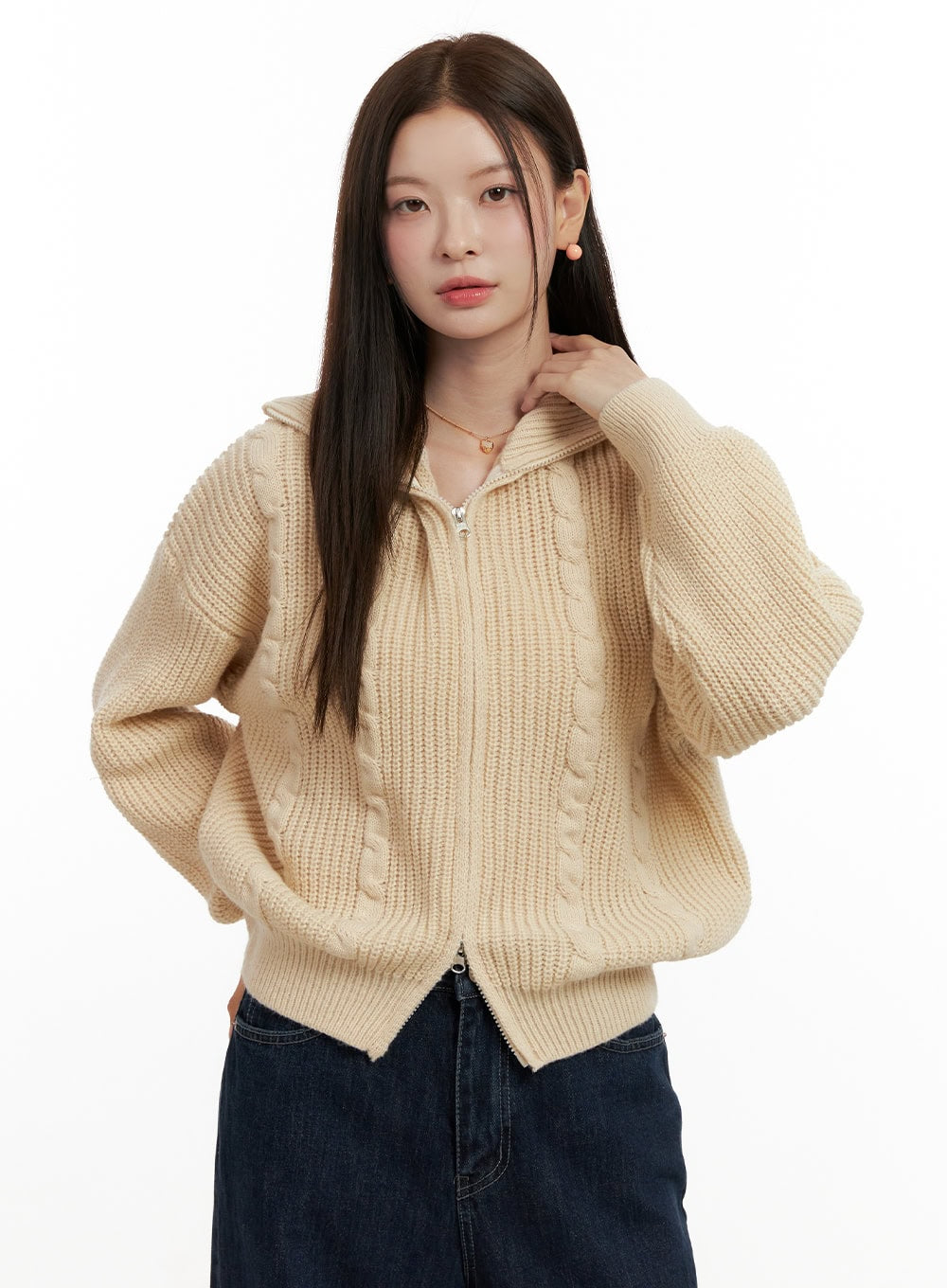 cable-knit-double-zip-cardigan-on422 / Light beige