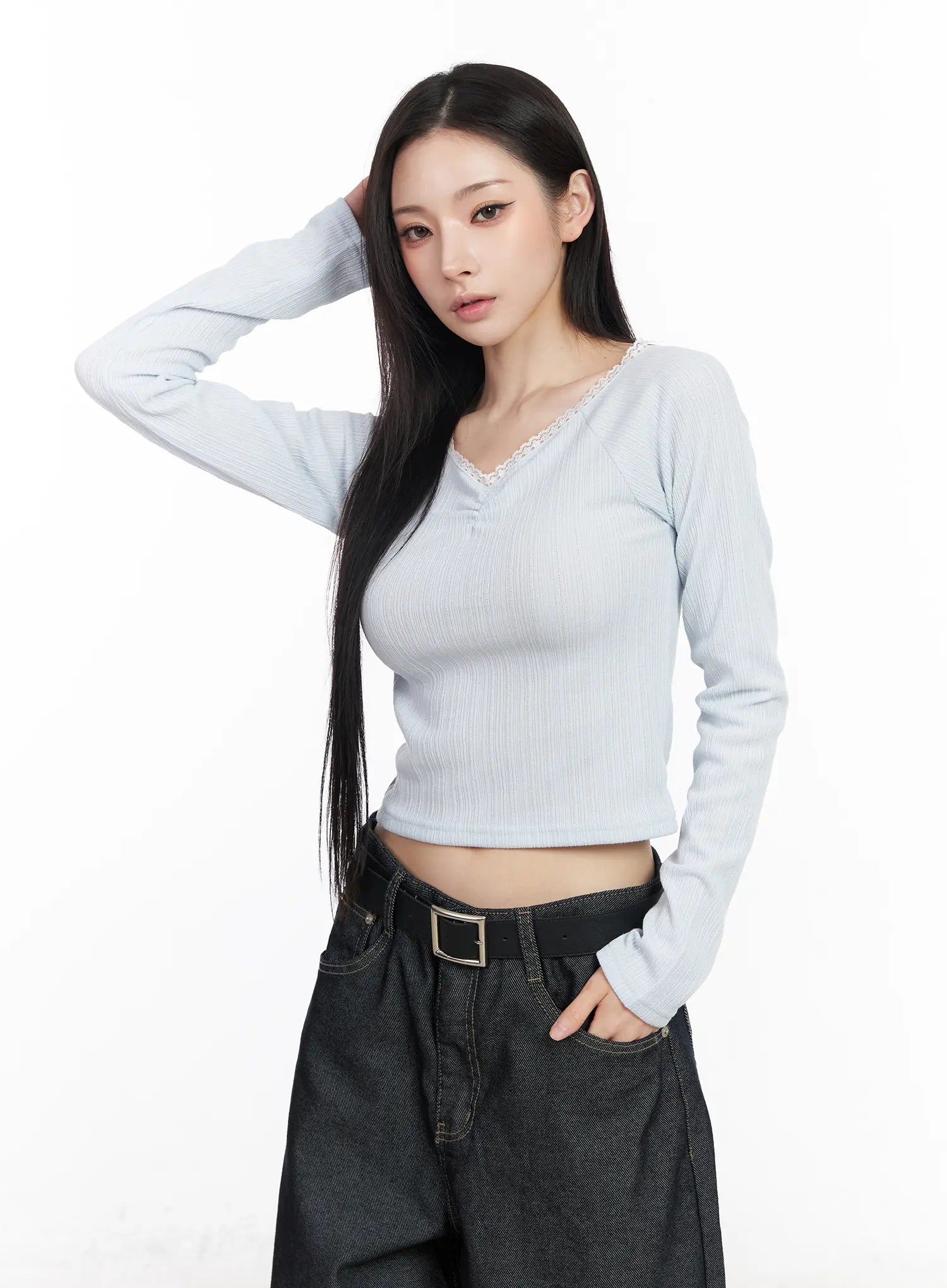 lace-trim-raglan-long-sleeve-top-cm519 / Light blue