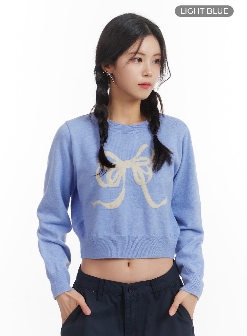 ribbon-graphic-sweater-crop-top-om404 / Light blue