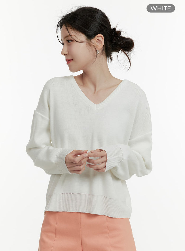 solid-v-neck-sweater-oa405 / White