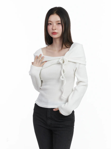 cozy-fleece-off-shoulder-shirred-top-cj506 / White