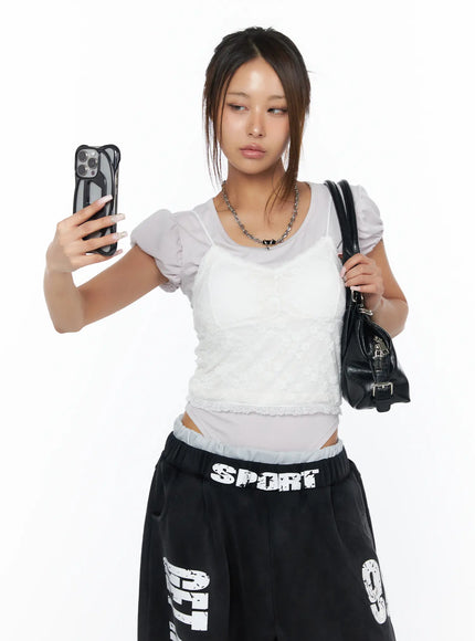 lace-trimmed-camisole-top-ca516 / White