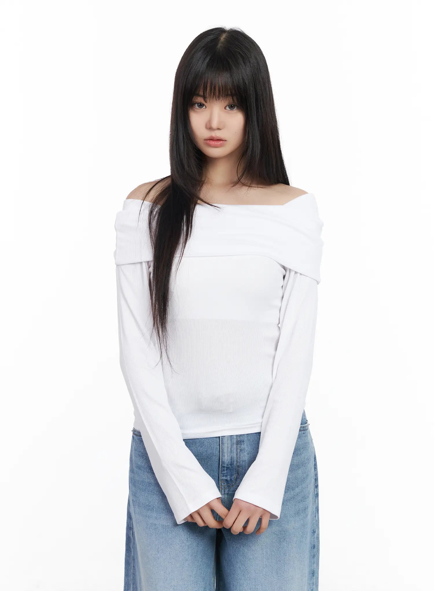 basic-off-shoulder-ribbed-long-sleeve-top-cm512 / White