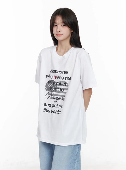 oversized-graphic-tee-cm527 / White